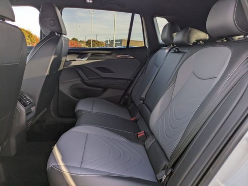 New 2026 Volkswagen Tiguan SE R-Line image 13