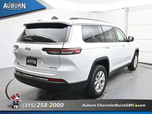 Used 2023 Jeep Grand Cherokee L Limited image 14