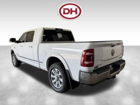 Used 2022 RAM 2500 Limited AWD/4WD image 9