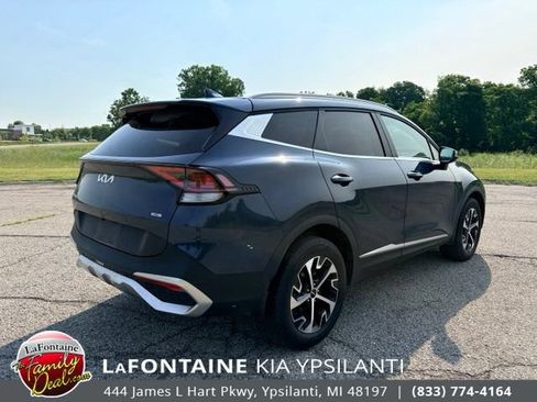 Used 2023 Kia Sportage EX AWD/4WD image 5