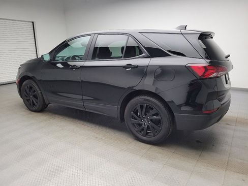 Used 2023 Chevrolet Equinox LS w/ LS Convenience Package image 3