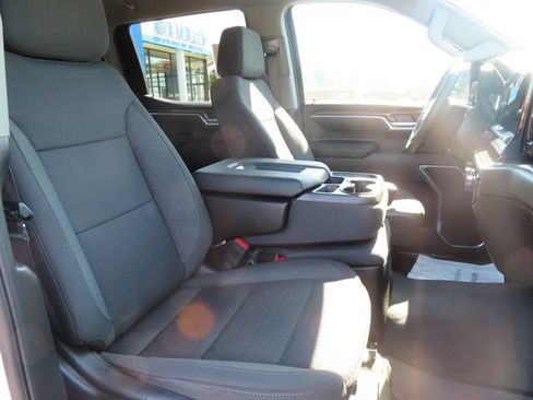 Used 2025 Chevrolet Silverado 1500 LT w/ Protection Package AWD/4WD image 43