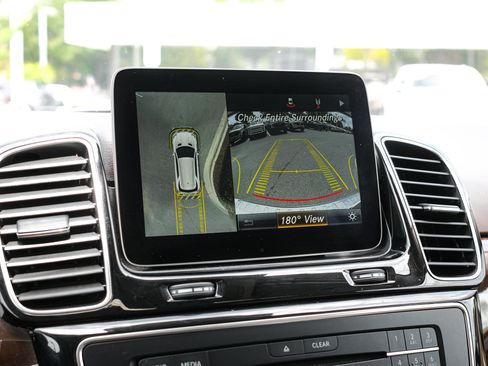 Used 2017 Mercedes-Benz GLE 350 4MATIC image 24