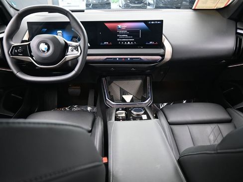 Used 2025 BMW X3 xDrive30i image 38