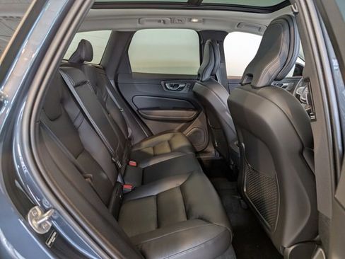 Used 2025 Volvo XC60 B5 Core w/ Protection Package Premier image 28