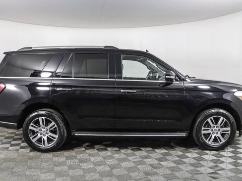 Used 2023 Ford Expedition Limited image 13