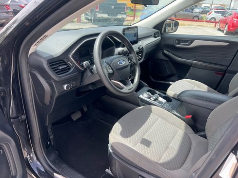 Used 2022 Ford Escape SE FWD image 10