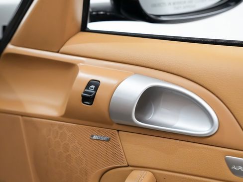 Used 2009 Porsche 911 Carrera image 15