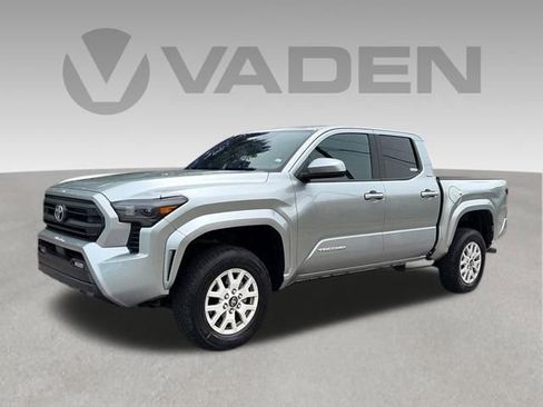 Used 2024 Toyota Tacoma SR5 RWD image 1