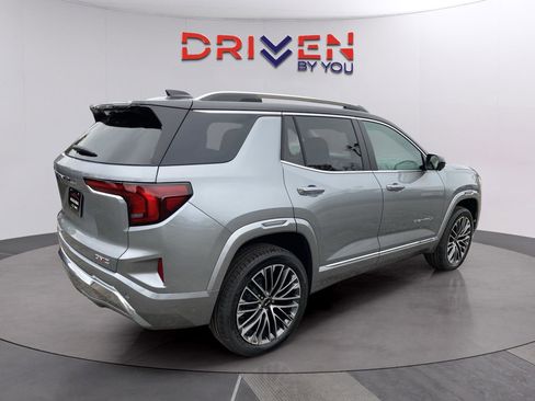New 2026 GMC Terrain Denali w/ LPO, Floor Liner Package AWD/4WD image 5