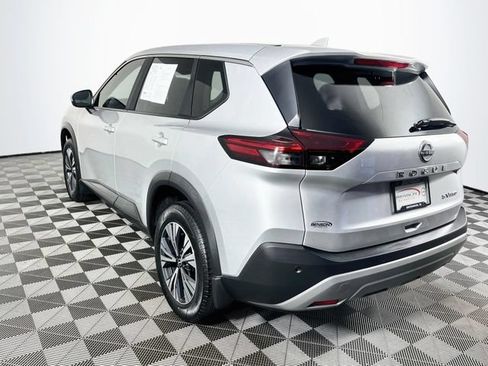 Used 2023 Nissan Rogue SV AWD/4WD image 7