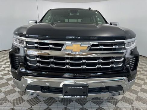Used 2023 Chevrolet Silverado 1500 LTZ w/ LTZ Premium Package AWD/4WD image 2