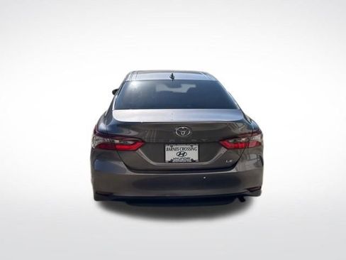 Used 2024 Toyota Camry LE w/ Convenience Package FWD image 4