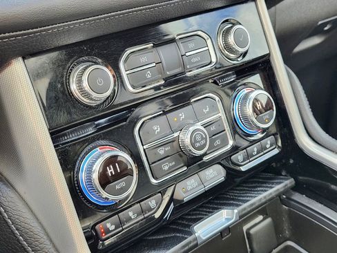 Used 2021 GMC Yukon Denali image 23