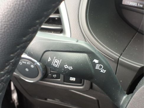 Used 2024 Ford Edge SEL w/ Convenience Package AWD/4WD image 17