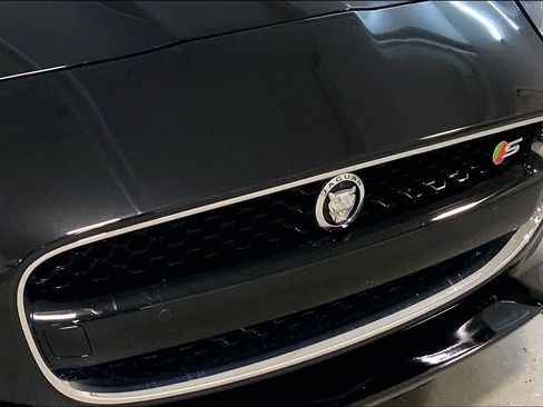 Used 2014 Jaguar F-TYPE S image 32