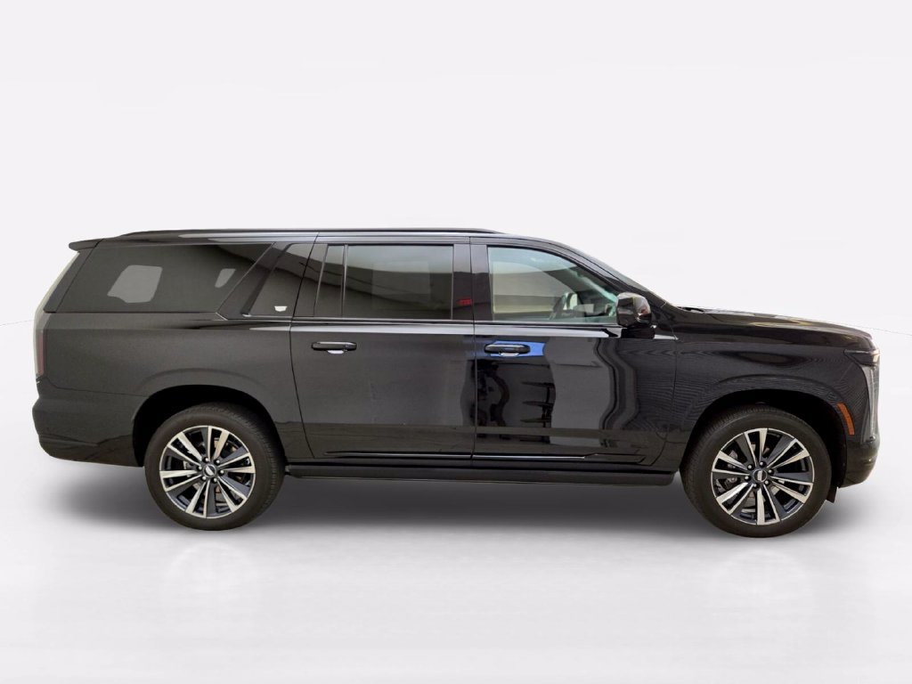Used 2025 Cadillac Escalade ESV Sport AWD/4WD image 6