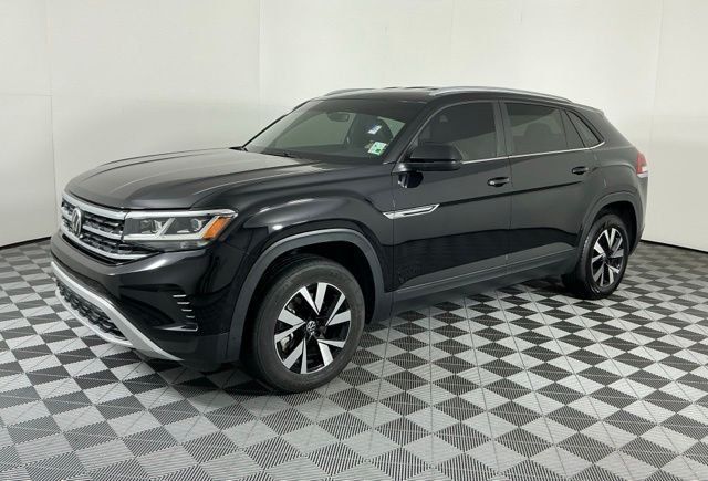 Used 2022 Volkswagen Atlas Cross Sport SE FWD image 4