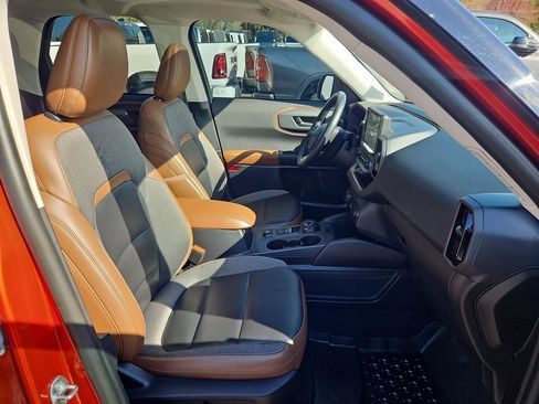 Used 2023 Ford Bronco Sport Outer Banks w/ Tech Package image 16