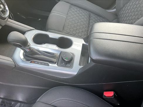 Used 2021 Chevrolet Blazer LT FWD image 16