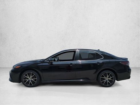Certified 2023 Toyota Camry SE FWD image 8