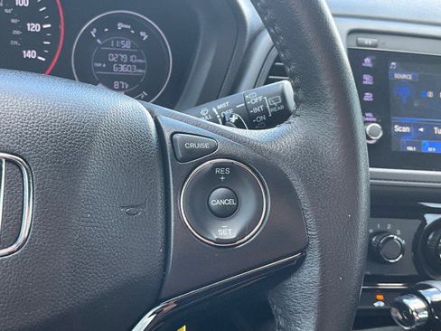 Used 2022 Honda HR-V Sport image 16