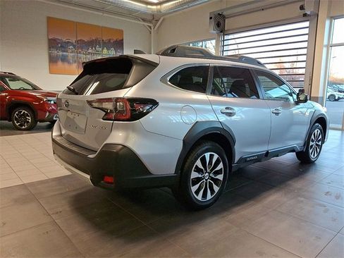 Certified 2023 Subaru Outback Limited image 6
