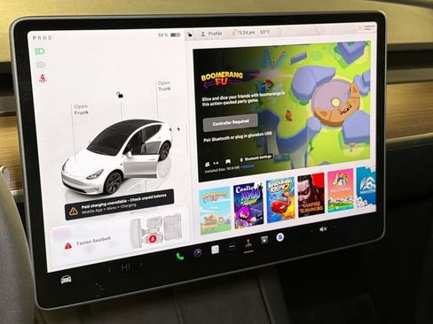 Used 2025 Tesla Model Y Long Range RWD image 31