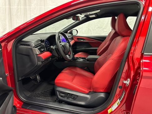 Used 2025 Toyota Camry XSE image 10