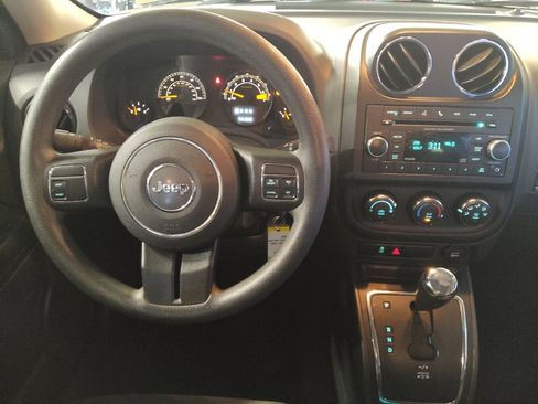 Used 2017 Jeep Patriot Sport w/ Power Value Group image 22