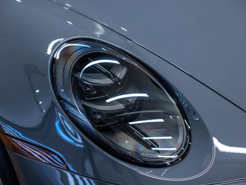 Certified 2025 Porsche 911 GT3 RWD image 14