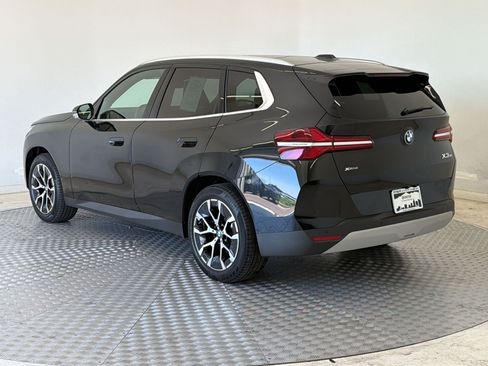 Used 2026 BMW X3 xDrive30i w/ Premium Package AWD/4WD image 3