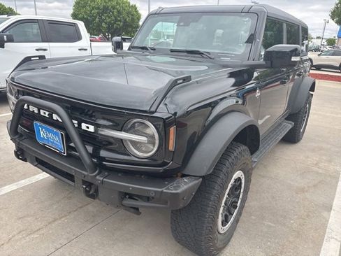 Used 2023 Ford Bronco Outer Banks w/ Sasquatch Package AWD/4WD image 3