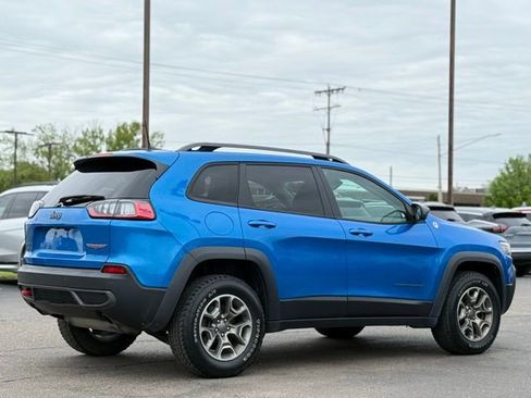 Used 2020 Jeep Cherokee Trailhawk w/ Cold Weather Group AWD/4WD image 36