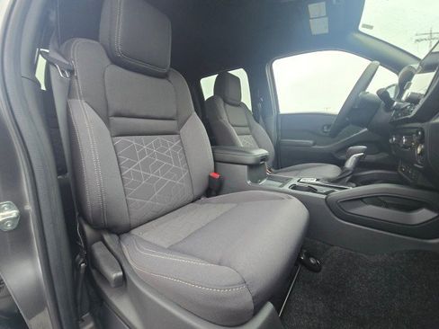 New 2026 Nissan Frontier SV w/ SV Convenience Package image 12
