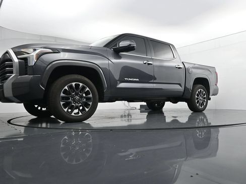 Used 2026 Toyota Tundra Limited AWD/4WD image 31