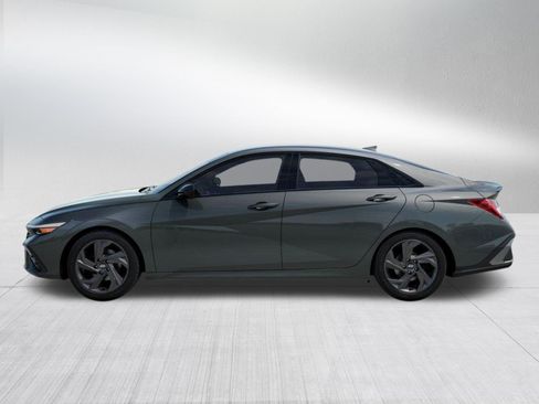 New 2026 Hyundai Elantra SEL Sport FWD image 3