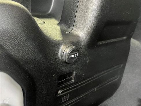 Certified 2022 Jeep Wrangler Unlimited Sahara image 9