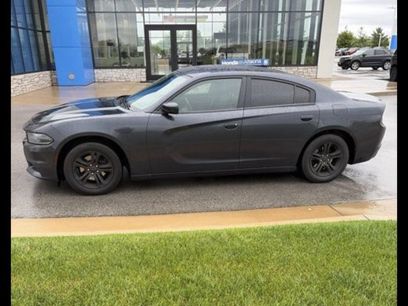 Used 2016 Dodge Charger SE