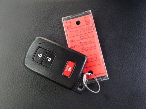 Used 2023 Toyota Tacoma TRD Pro AWD/4WD image 44
