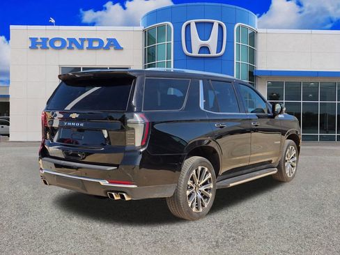 Used 2025 Chevrolet Tahoe High Country w/ Sun And Tow Package AWD/4WD image 2