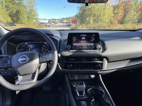 New 2026 Nissan Rogue SV image 19