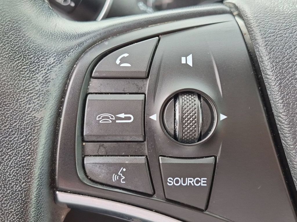 Used 2020 Acura MDX w/ Technology Package AWD/4WD image 19