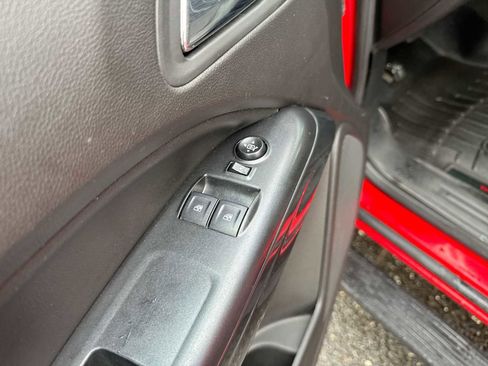 Used 2016 GMC Canyon SLE w/ All Terrain Package image 20