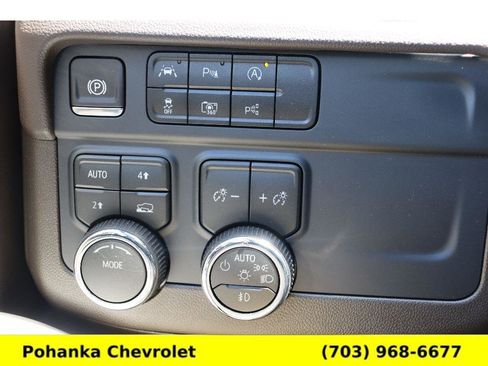 New 2026 Chevrolet Suburban LT w/ Comfort Package AWD/4WD image 14