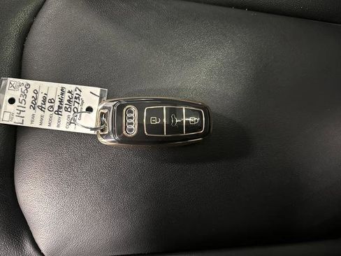 Used 2020 Audi Q8 Premium w/ Black Optic Package image 27