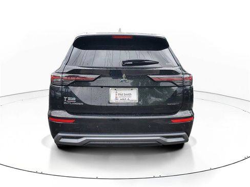 New 2025 Mitsubishi Outlander AWD image 5