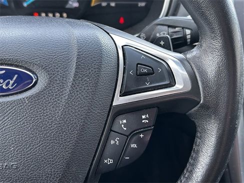 Used 2016 Ford Fusion Titanium image 23