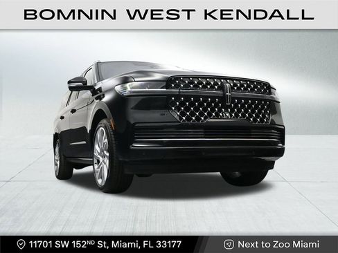 Used 2025 Lincoln Navigator L Black Label image 31