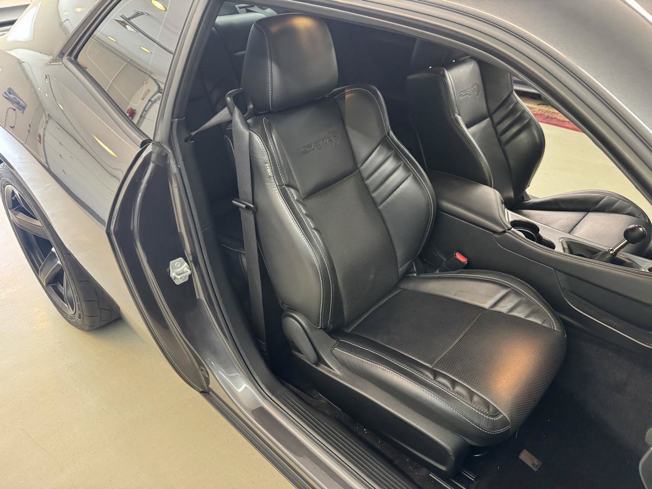 Used 2018 Dodge Challenger SRT Hellcat RWD image 8